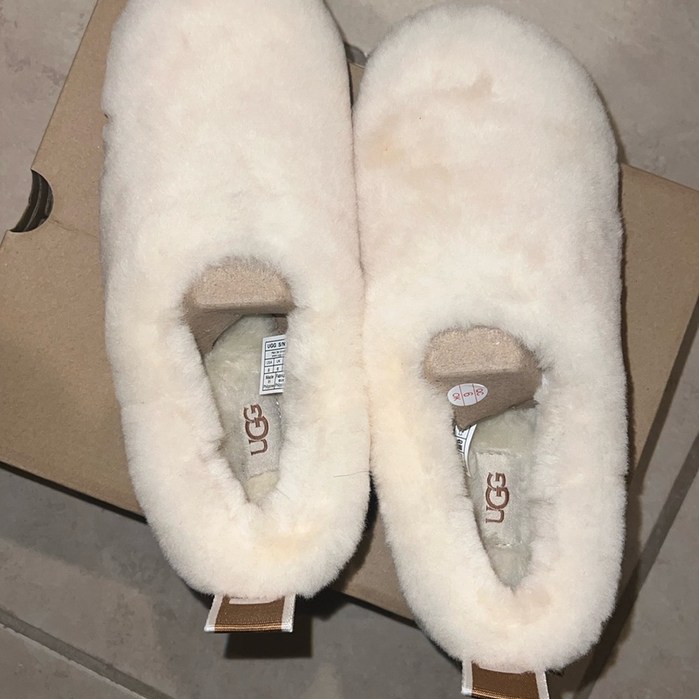 Classic cozy bootie NEVER WORN